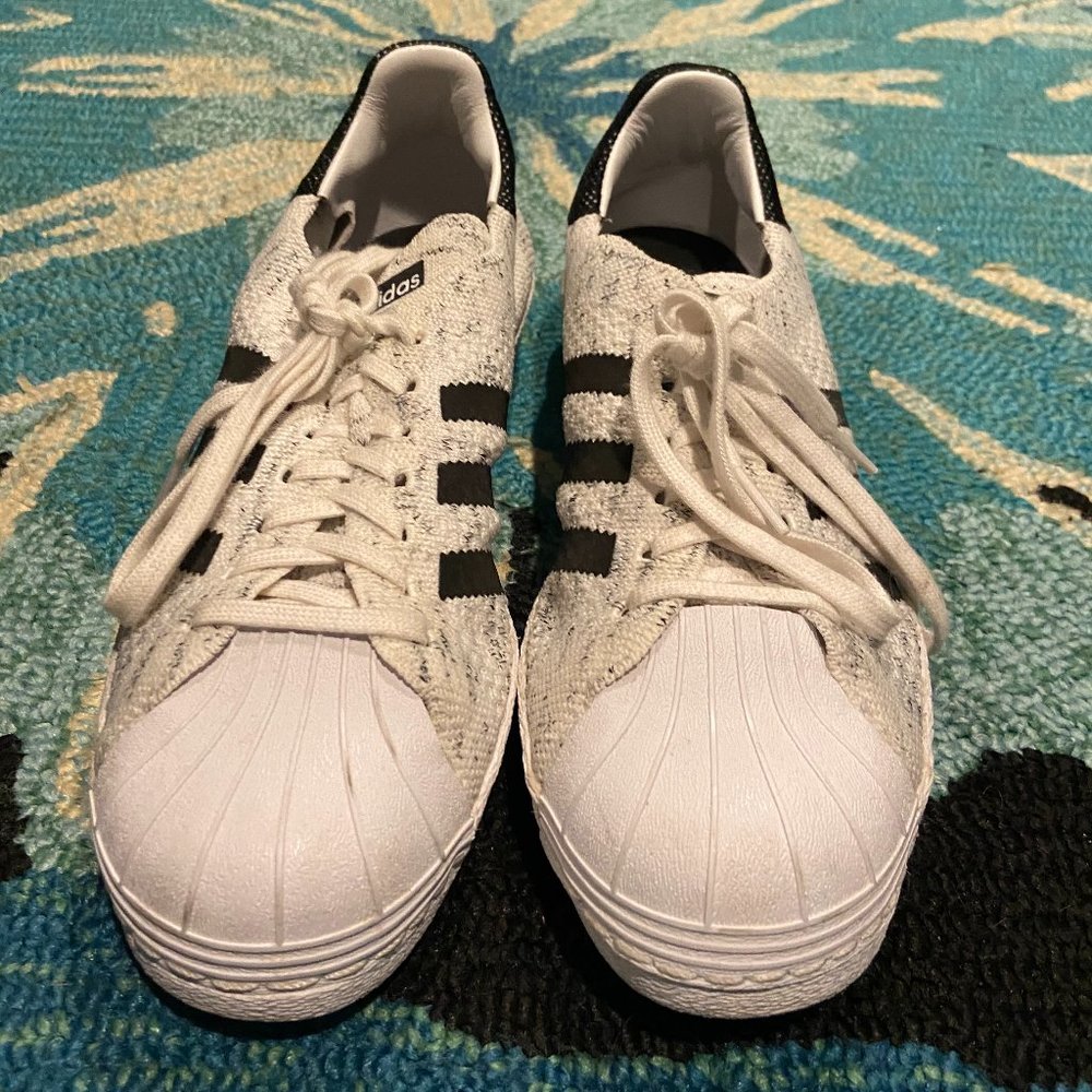 Adidas Superstar Sneakers